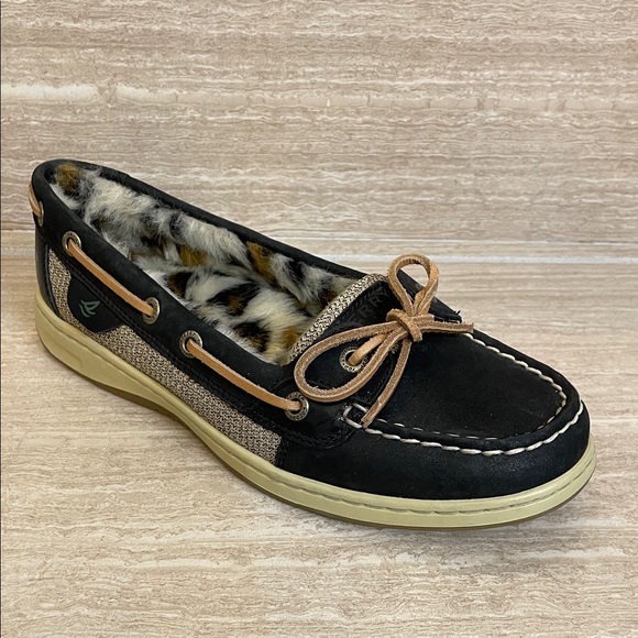 Sperry Shoes - Sperry NWOT Black Flat Moccasin with Leopard Faux-Fur Lining
